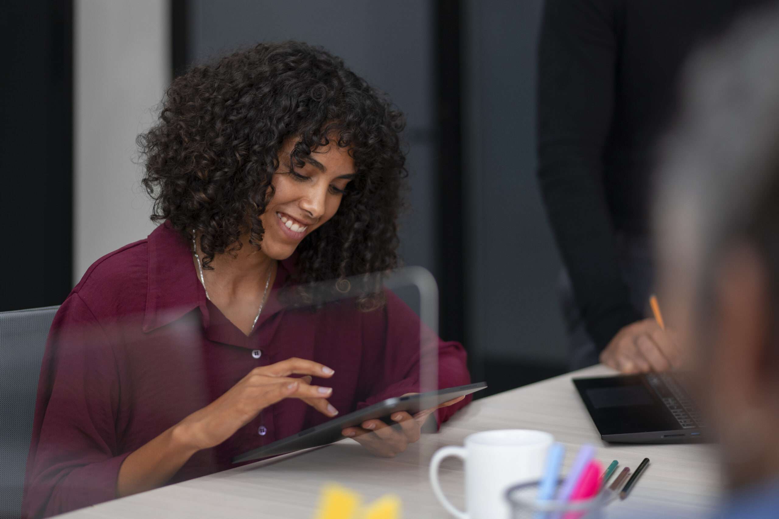 How to Sell on Etsy: Your 2024 Guide to Digital Product Success